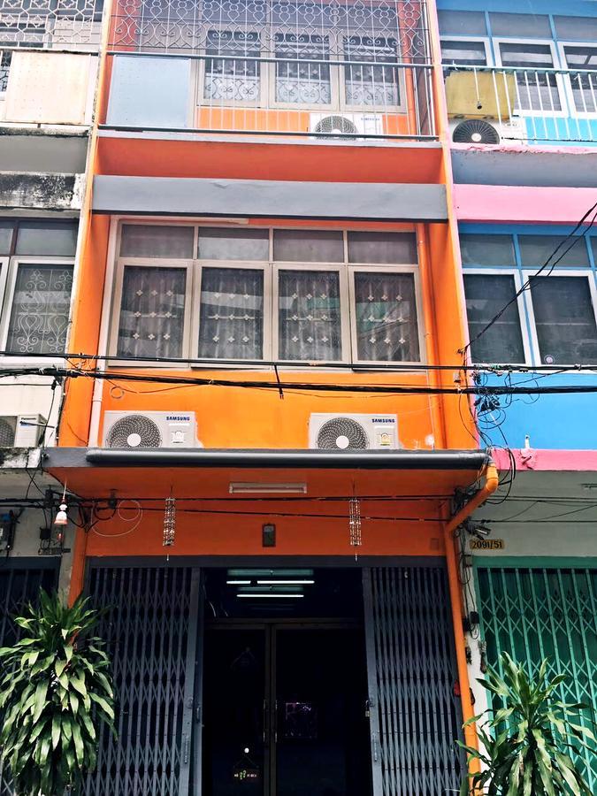 Luck Bird Inn Bangkok Exterior photo